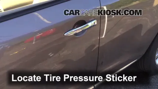 2012 Nissan Murano SL 3.5L V6 Tires & Wheels Check Tire Pressure